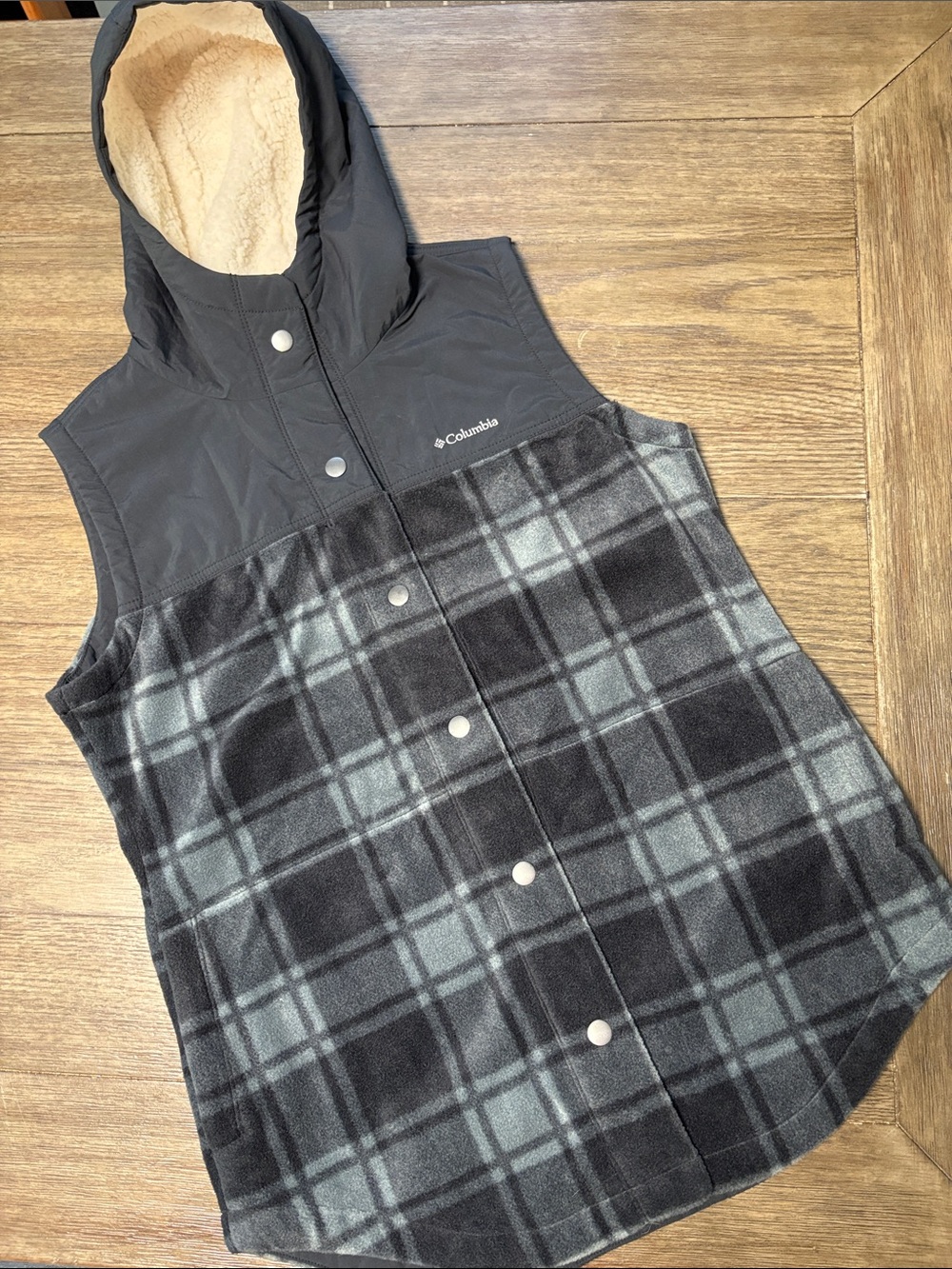 Women’s Columbia Black & Gray Plaid Hooded Fleece Vest